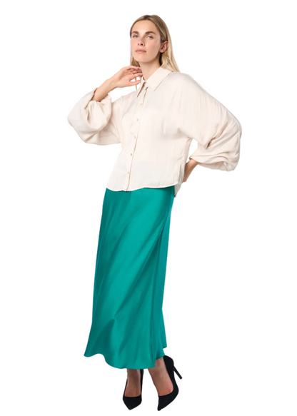 Oversized Balloon Sleeve Button Down Crinkled Satin Shirt W/ Shirttail In Khaki Champagne Solid