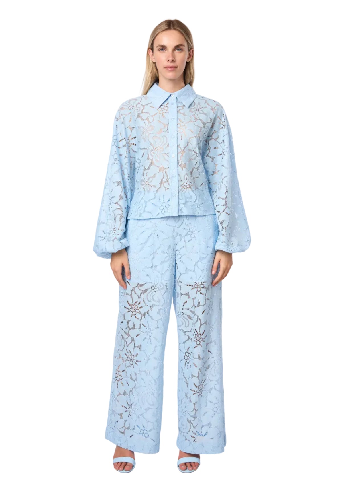 Oversized Balloon Sleeve Button Down Lace Shirt W/ Shirttail In Skyblue Solid