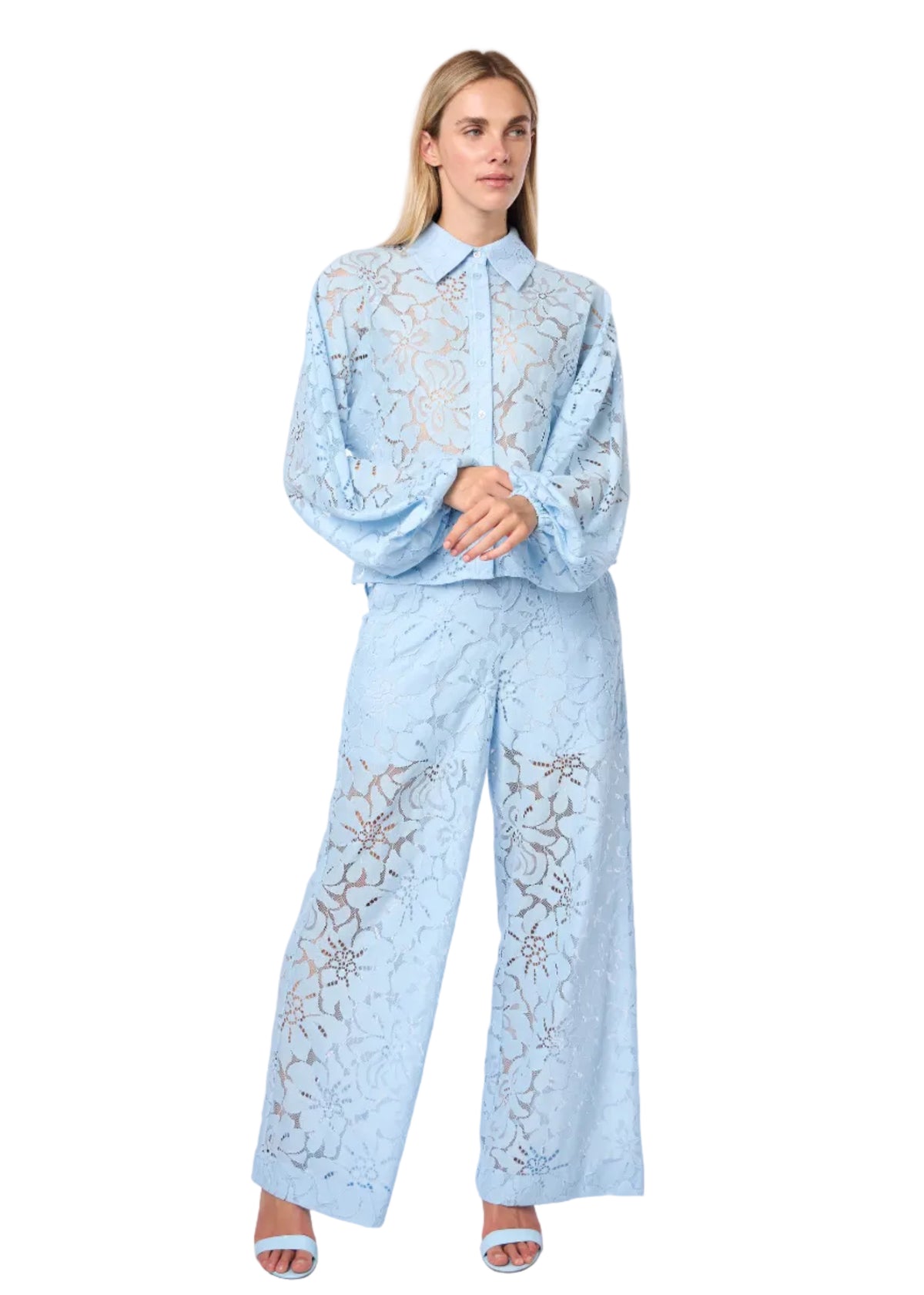 Oversized Balloon Sleeve Button Down Lace Shirt W/ Shirttail In Skyblue Solid