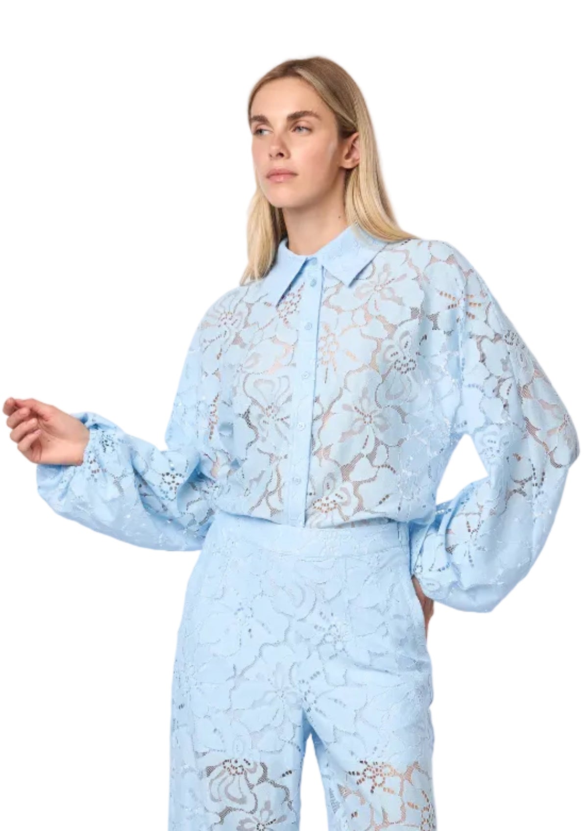 Oversized Balloon Sleeve Button Down Lace Shirt W/ Shirttail In Skyblue Solid