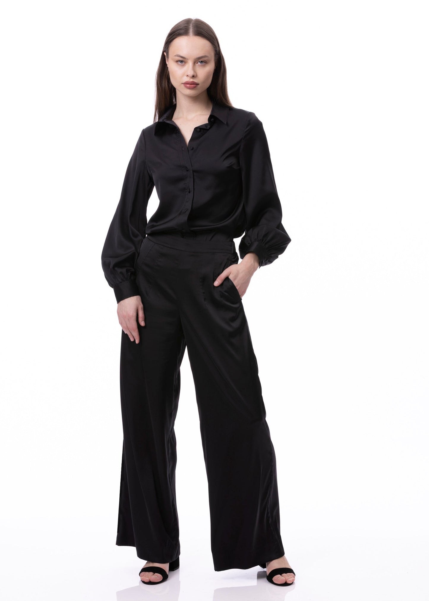 Plissee-Abnäher-Detail Pullover Satin Palazzo Hose mit weitem Bein in Schwarz Uni