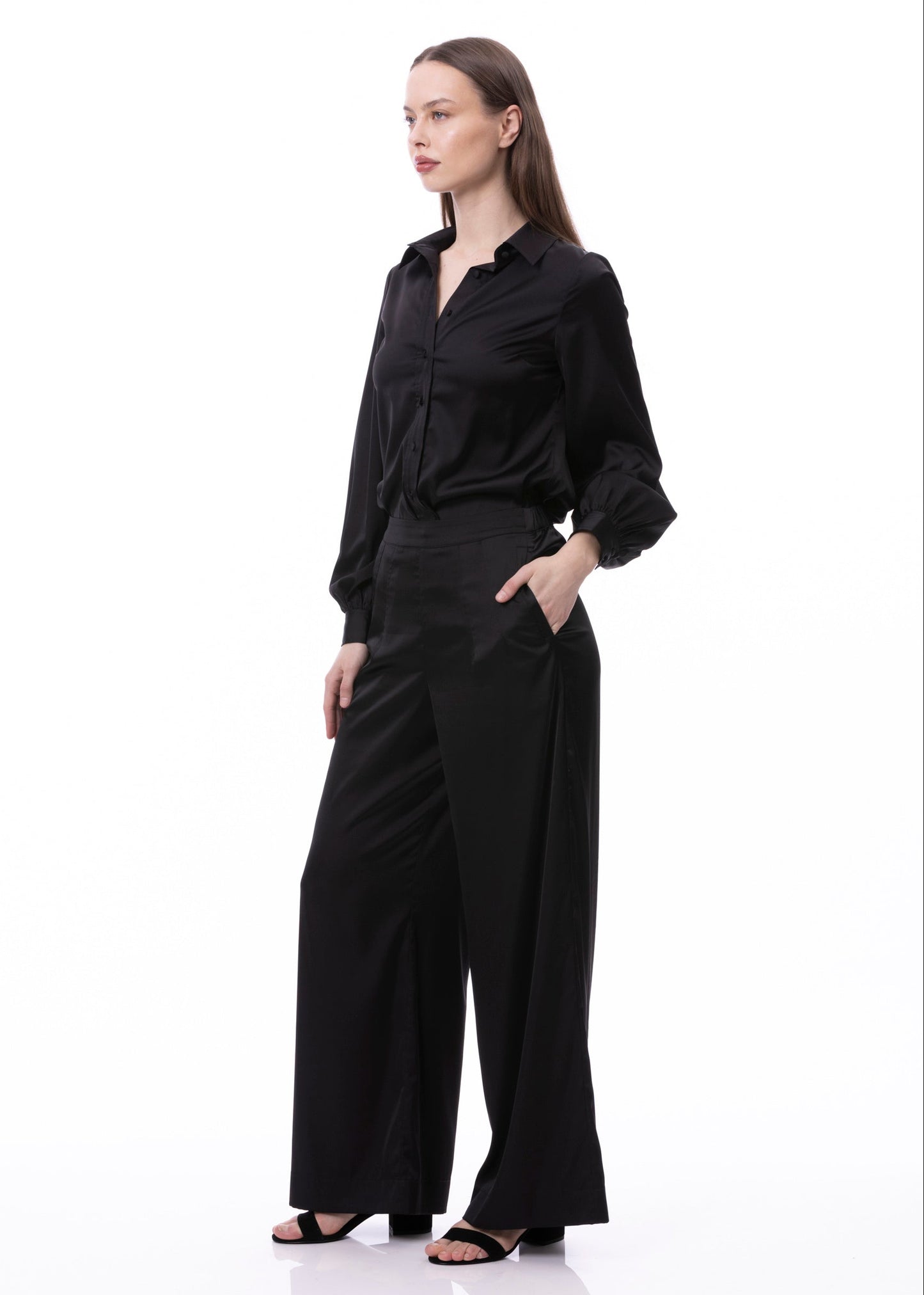 Plissee-Abnäher-Detail Pullover Satin Palazzo Hose mit weitem Bein in Schwarz Uni