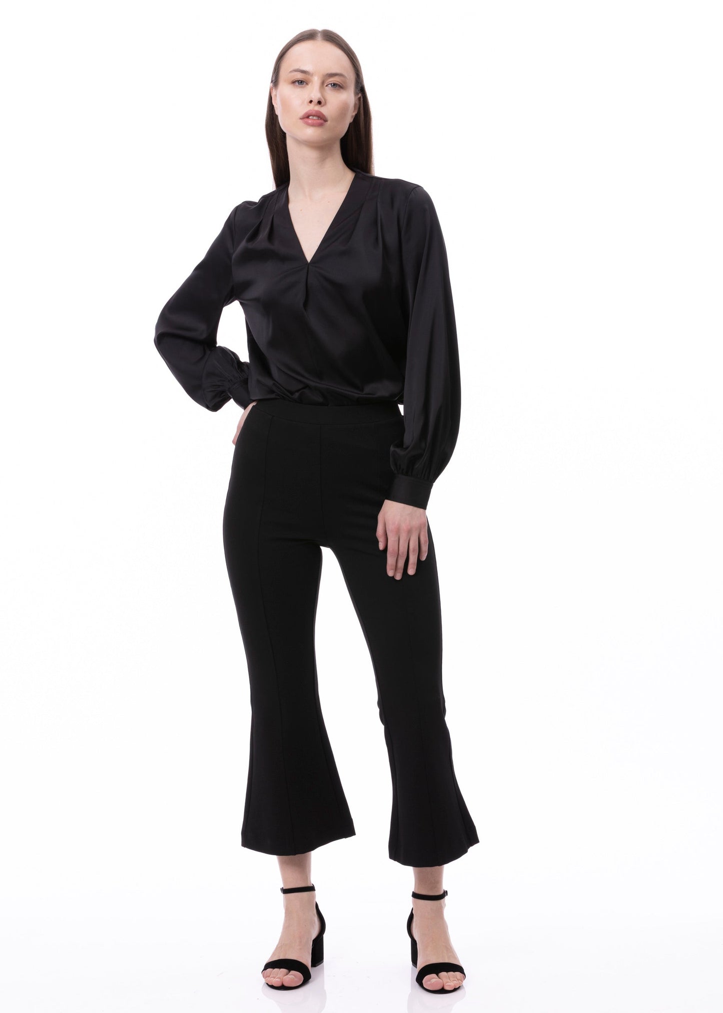 V-neck Pleat Detail Balloon Long Sleeve Blouse In Black Solid
