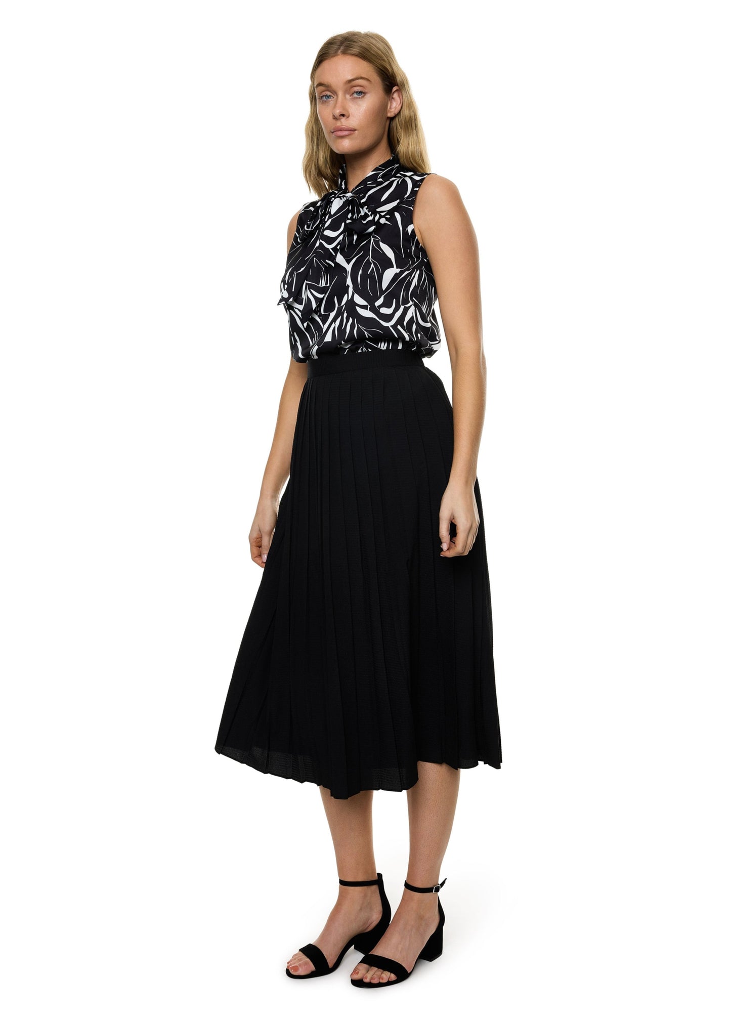Pleated Midi Skirt (Solid)